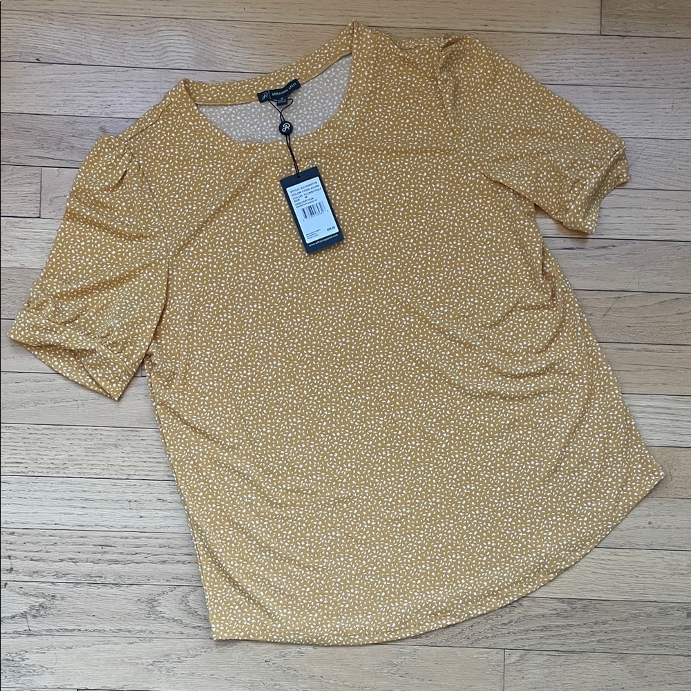 Women's Yellow Patterned Top
